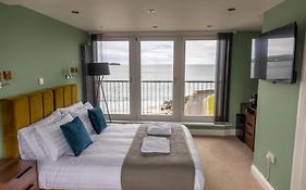 Marine Rooms
